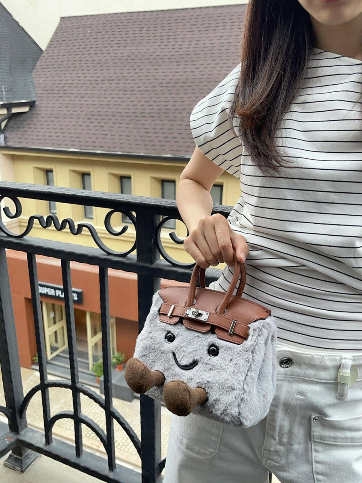 Cute cartoon smiling plush crossbody bag