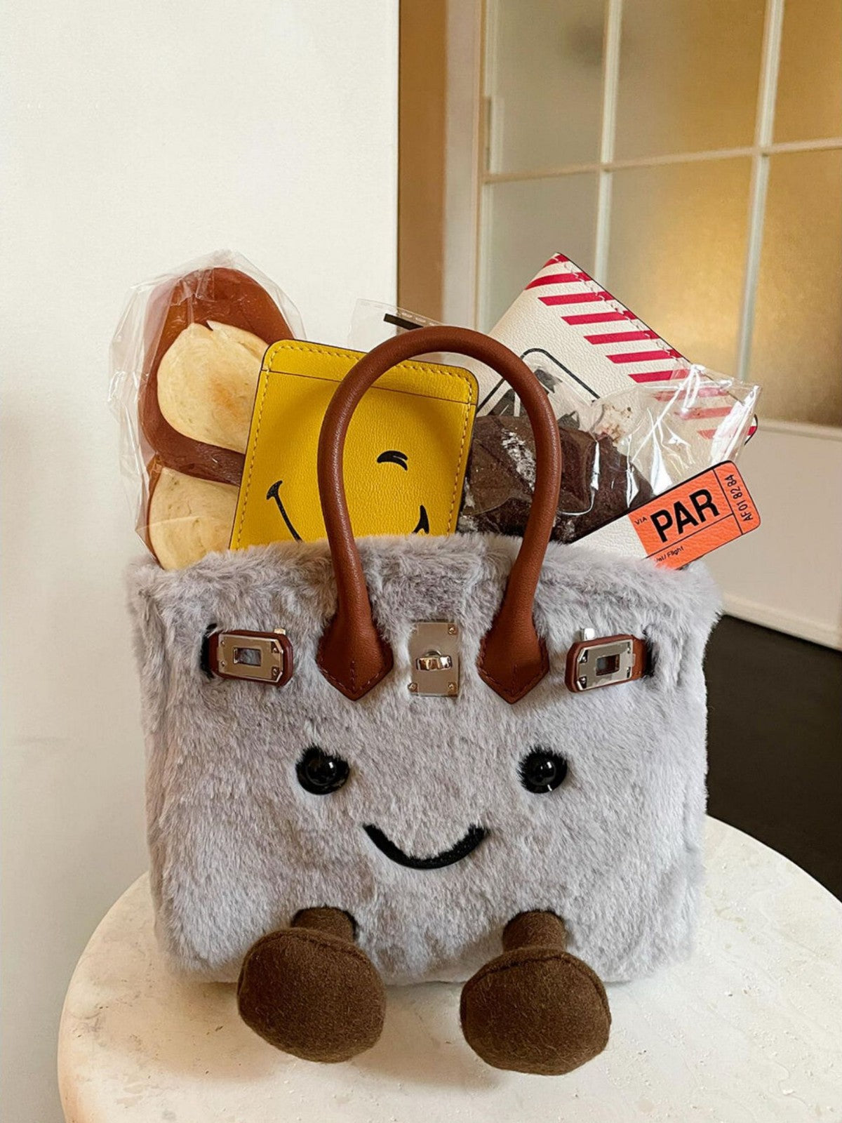 Cute cartoon smiling plush crossbody bag